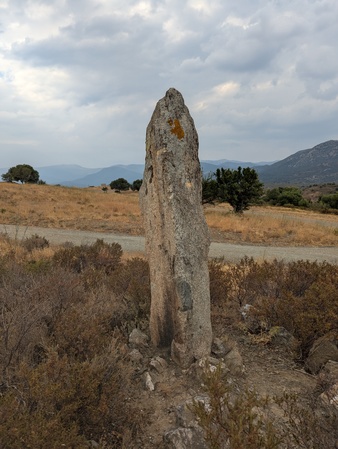 Menhir de Vilartolí Menhir de Vilartolí